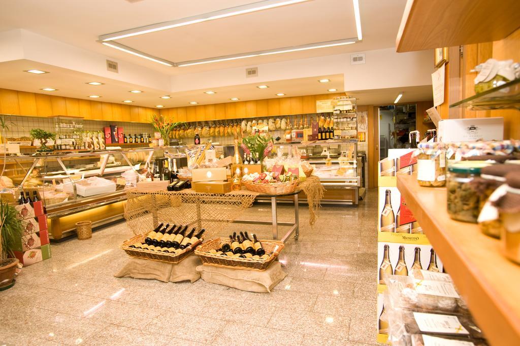 La Locanda Di Gino Sulmona Eksteriør billede